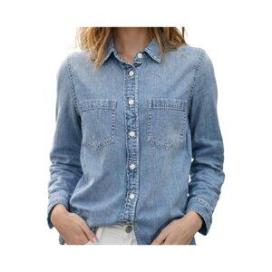 J. Crew Lightweight Classic Chambray Shirt Cotton Button Up Light Blue Sz 2